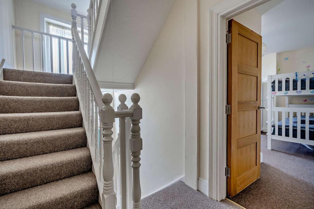 Dizzy Heights Swanage Sleeps 10 With Amazing Views Villa Exterior photo